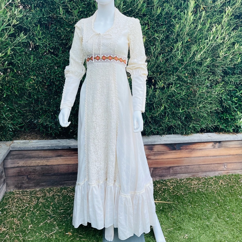 Vintage Gunne Sax by Jessica Crocheted Long Sleeve Dress
